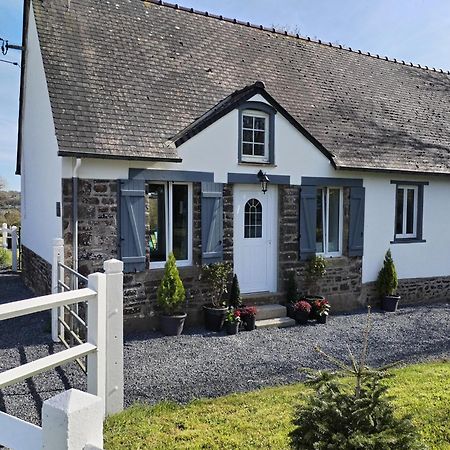 La Croix Douillet Villa Gavray-sur-Sienne Exterior foto